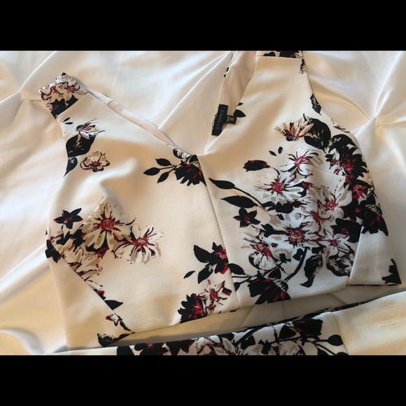 Dynamite midi skirt and crop top set XS - Picture 2 of 4